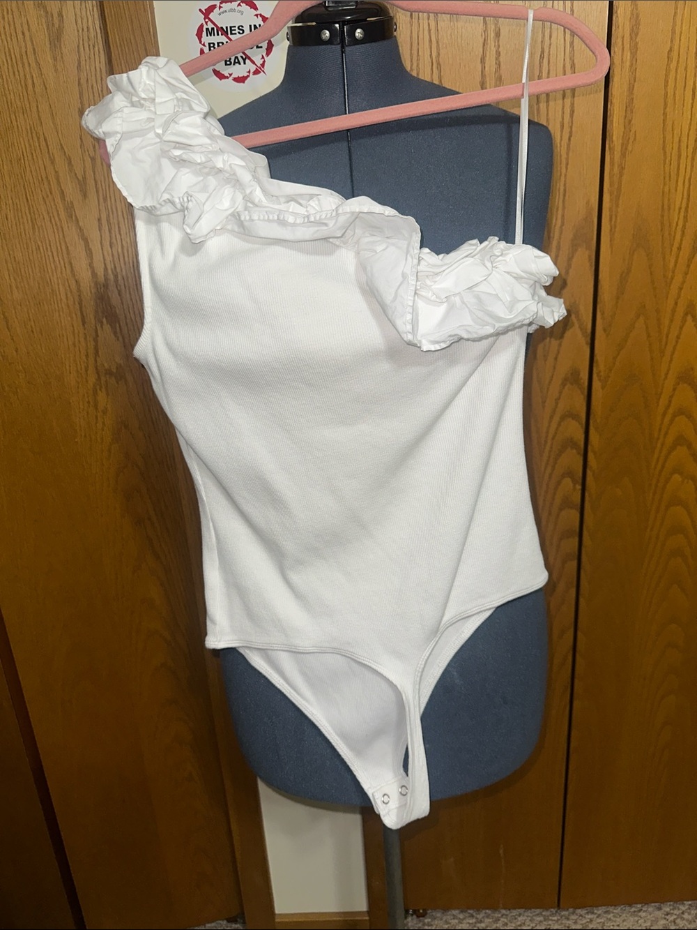 Express White One-Shoulder Ruffle Bodysuit - Picture 2 of 2